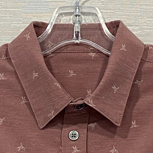 Vuori Shirt Mens Small Red Bridge Button Up Stretch Performance Short Sleeve - Picture 3 of 10